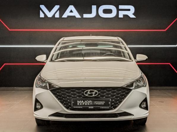 Hyundai Solaris II Рестайлинг с пробегом 2022 года, цена 1 575 000 рублей, 55575 км, седан, Автокод Объявления