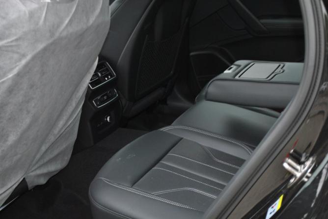 Audi Q5 II (FY) Рестайлинг с пробегом 2025 года, цена 5 690 000 рублей, 10 км, внедорожник, Автокод Объявления