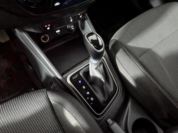 Hyundai Solaris II Рестайлинг с пробегом 2021 года, цена 1 670 000 рублей, 39698 км, седан, Автокод Объявления