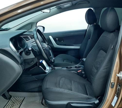 Kia Ceed II Рестайлинг с пробегом 2017 года, цена 1 039 000 рублей, 188915 км, хэтчбек, Автокод Объявления