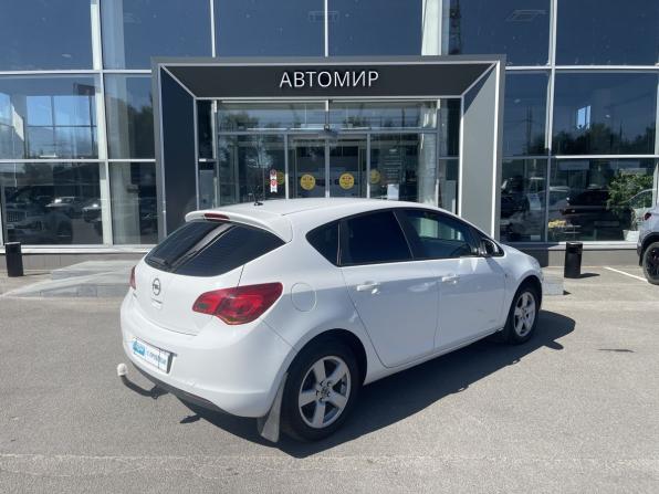 Opel Astra J с пробегом 2012 года, цена 660 000 рублей, 174789 км, хэтчбек, Автокод Объявления