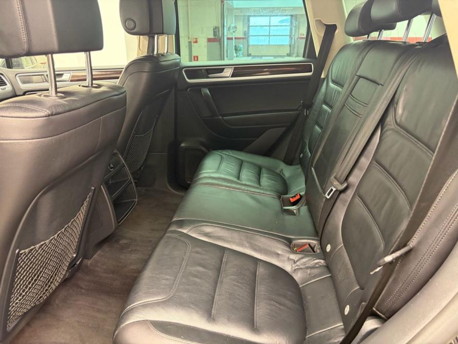 Volkswagen Touareg II Рестайлинг Ростов-на-Дону  - изображение 13
