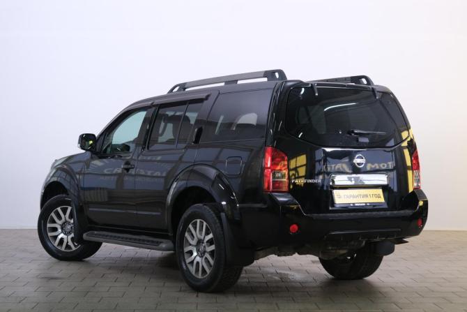Nissan Pathfinder III Рестайлинг с пробегом 2011 года, цена 1 729 000 рублей, 185000 км, внедорожник, Автокод Объявления