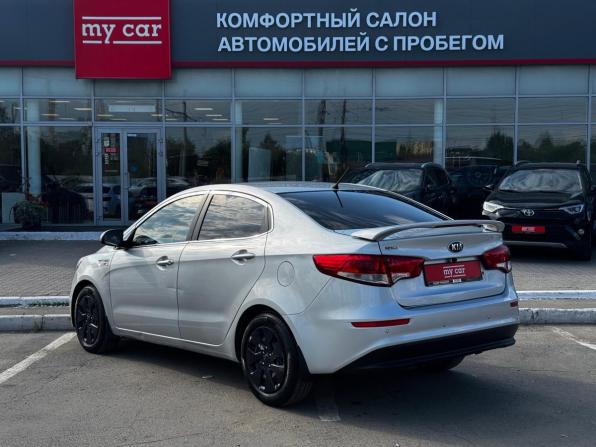 Kia Rio III Рестайлинг с пробегом 2015 года, цена 960 000 рублей, 149000 км, седан, Автокод Объявления