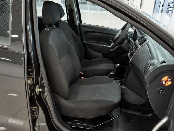 Renault Sandero II с пробегом 2015 года, цена 579 000 рублей, 165826 км, хэтчбек, Автокод Объявления