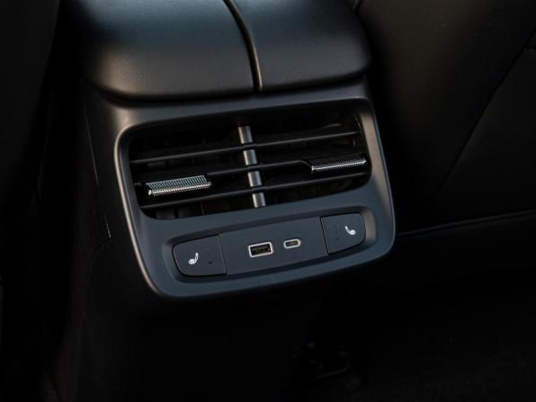 Omoda C7 с пробегом 2025 года, цена 2 560 000 рублей, 33125 км, внедорожник, Автокод Объявления