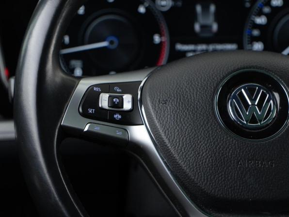 Volkswagen Touareg III с пробегом 2019 года, цена 5 199 050 рублей, 101168 км, внедорожник, Автокод Объявления