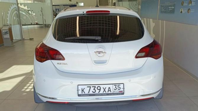 Opel Astra J Рестайлинг с пробегом 2013 года, цена 899 000 рублей, 83171 км, хэтчбек, Автокод Объявления