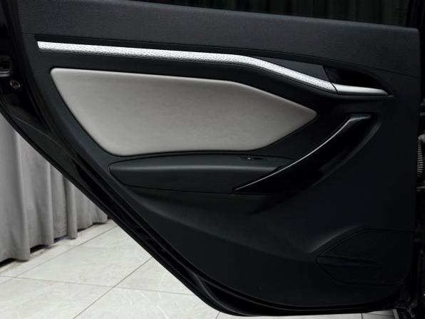 Lada (ВАЗ) Vesta I с пробегом 2021 года, цена 1 269 000 рублей, 68251 км, универсал, Автокод Объявления