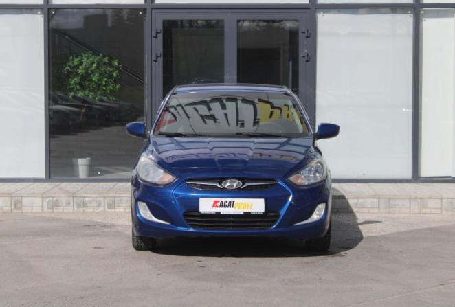 Hyundai Solaris I с пробегом 2013 года, цена 630 000 рублей, 308575 км, седан, Автокод Объявления