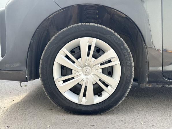 Toyota Roomy I Рестайлинг с пробегом 2021 года, цена 1 110 000 рублей, 105012 км, микровэн, Автокод Объявления