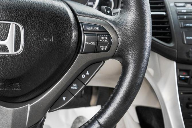 Honda Accord VIII с пробегом 2008 года, цена 1 089 000 рублей, 299000 км, седан, Автокод Объявления