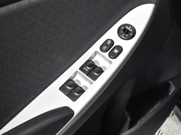 Hyundai Solaris I с пробегом 2012 года, цена 575 000 рублей, 267873 км, хэтчбек, Автокод Объявления