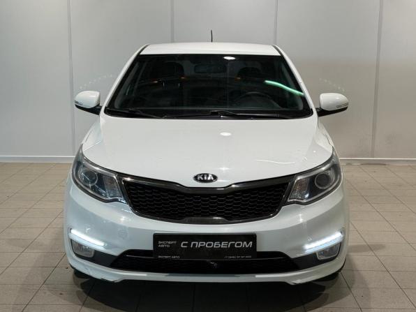 Kia Rio III Рестайлинг с пробегом 2015 года, цена 1 085 000 рублей, 128000 км, хэтчбек, Автокод Объявления