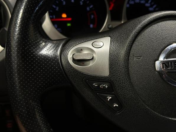 Nissan Juke I с пробегом 2012 года, цена 1 200 000 рублей, 145014 км, внедорожник, Автокод Объявления
