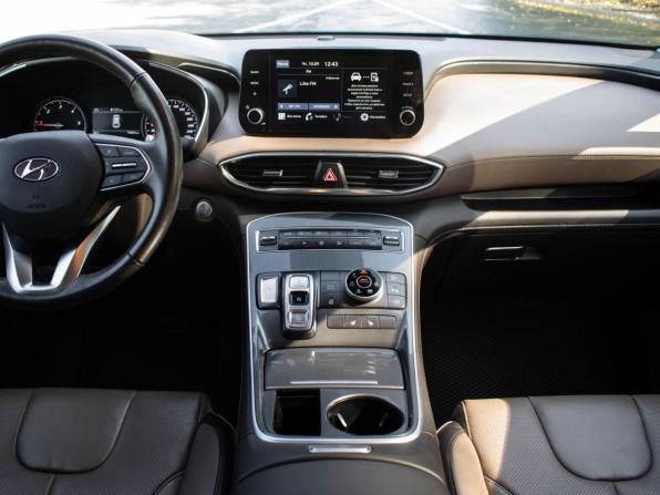 Hyundai Santa Fe IV Рестайлинг с пробегом 2021 года, цена 3 050 000 рублей, 79621 км, внедорожник, Автокод Объявления