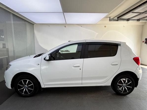 Renault Sandero II Рестайлинг с пробегом 2019 года, цена 649 000 рублей, 202600 км, хэтчбек, Автокод Объявления