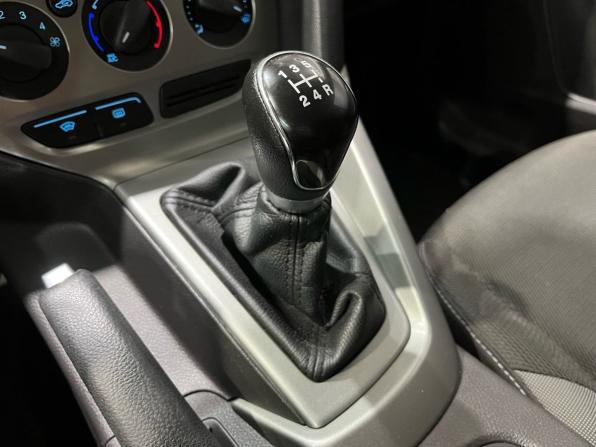 Ford Focus III с пробегом 2014 года, цена 560 000 рублей, 237100 км, хэтчбек, Автокод Объявления
