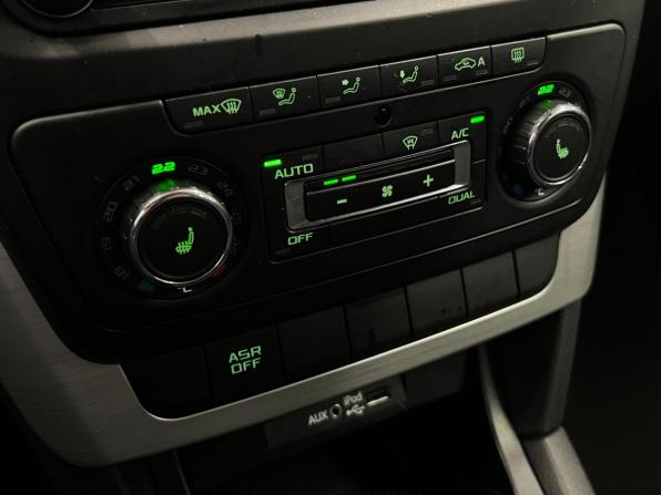 Skoda Yeti I Рестайлинг с пробегом 2017 года, цена 1 030 000 рублей, 156334 км, внедорожник, Автокод Объявления