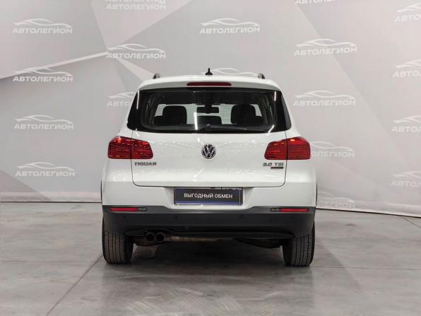 Volkswagen Tiguan I Рестайлинг с пробегом 2015 года, цена 1 570 000 рублей, 220760 км, внедорожник, Автокод Объявления