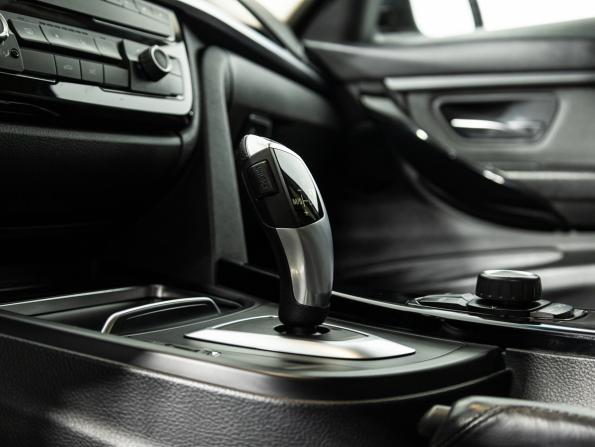 BMW 3 серии VI (F3x) Рестайлинг с пробегом 2017 года, цена 2 399 777 рублей, 138305 км, седан, Автокод Объявления