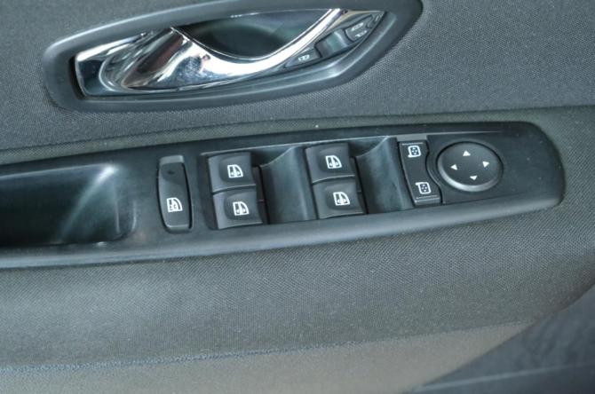 Renault Fluence I с пробегом 2012 года, цена 699 000 рублей, 149500 км, седан, Автокод Объявления