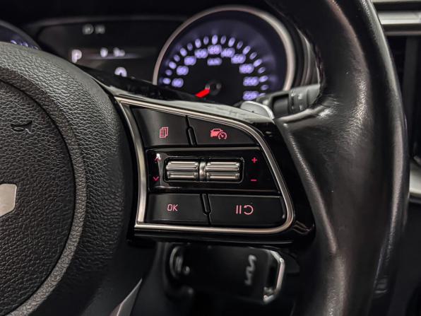 Kia Ceed III Рестайлинг с пробегом 2021 года, цена 2 049 000 рублей, 128759 км, универсал, Автокод Объявления