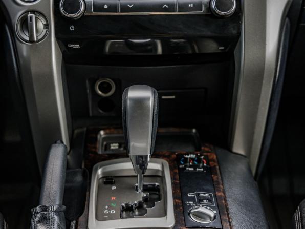 Toyota Land Cruiser 200 Series Рестайлинг 1 с пробегом 2012 года, цена 5 498 000 рублей, 289000 км, внедорожник, Автокод Объявления