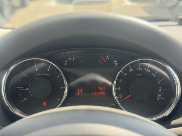 Peugeot 3008 I Рестайлинг с пробегом 2014 года, цена 865 000 рублей, 239346 км, внедорожник, Автокод Объявления