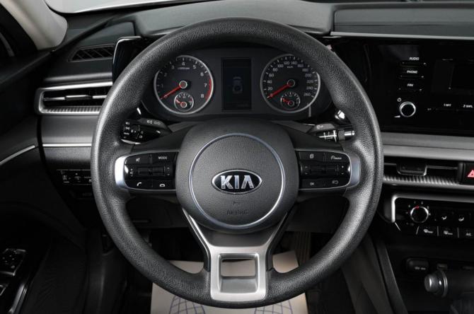 Kia K5 III с пробегом 2020 года, цена 2 329 000 рублей, 109000 км, седан, Автокод Объявления