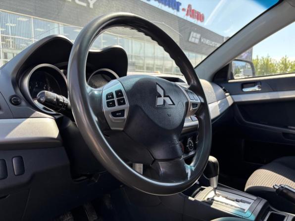Mitsubishi Lancer X с пробегом 2010 года, цена 680 000 рублей, 239213 км, седан, Автокод Объявления