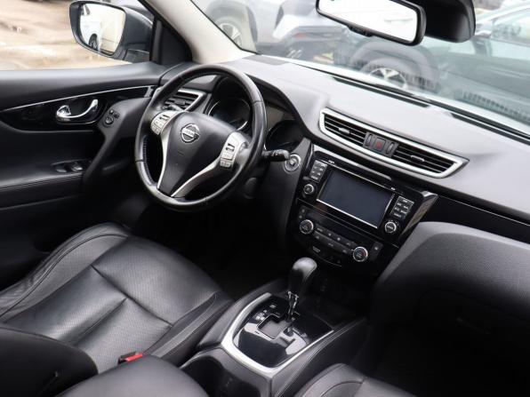 Nissan Qashqai II с пробегом 2017 года, цена 1 280 000 рублей, 185683 км, внедорожник, Автокод Объявления