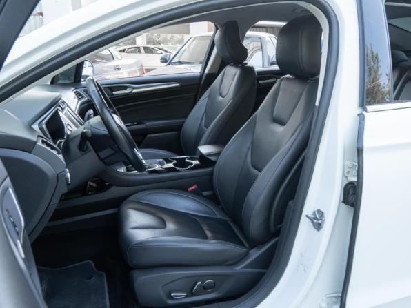 Ford Mondeo V с пробегом 2014 года, цена 1 499 000 рублей, 154075 км, седан, Автокод Объявления