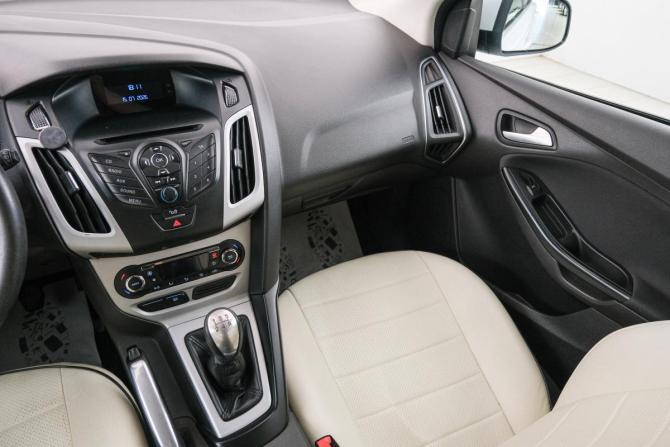 Ford Focus III с пробегом 2013 года, цена 799 000 рублей, 281685 км, хэтчбек, Автокод Объявления