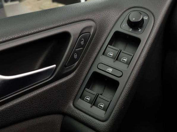 Volkswagen Golf VI с пробегом 2012 года, цена 720 000 рублей, 115566 км, хэтчбек, Автокод Объявления