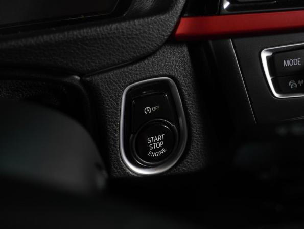 BMW 3 серии VI (F3x) с пробегом 2014 года, цена 1 799 000 рублей, 216981 км, седан, Автокод Объявления