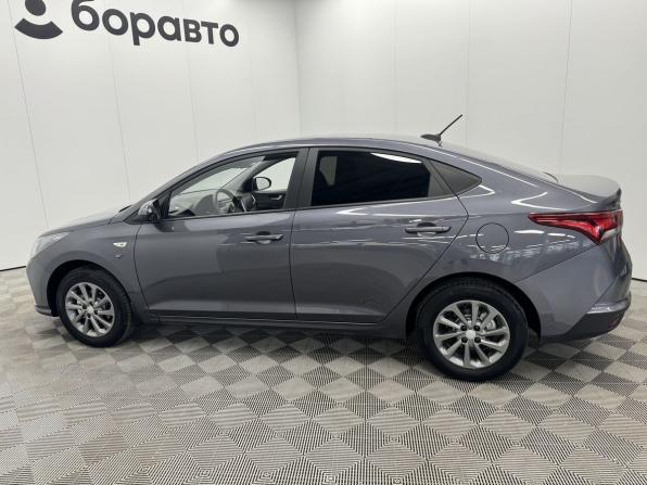 Hyundai Solaris II Рестайлинг с пробегом 2021 года, цена 1 689 000 рублей, 43362 км, седан, Автокод Объявления