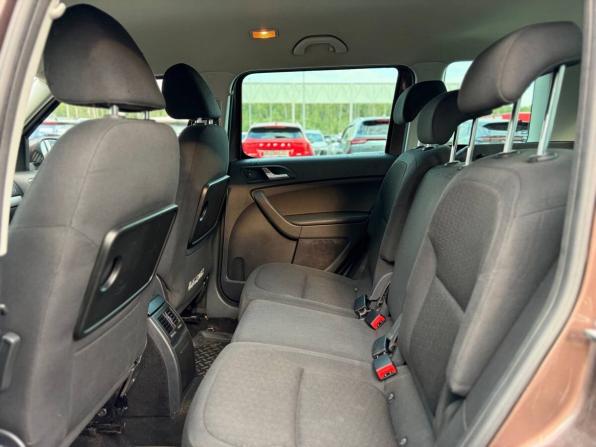 Skoda Yeti I с пробегом 2013 года, цена 915 000 рублей, 176359 км, внедорожник, Автокод Объявления