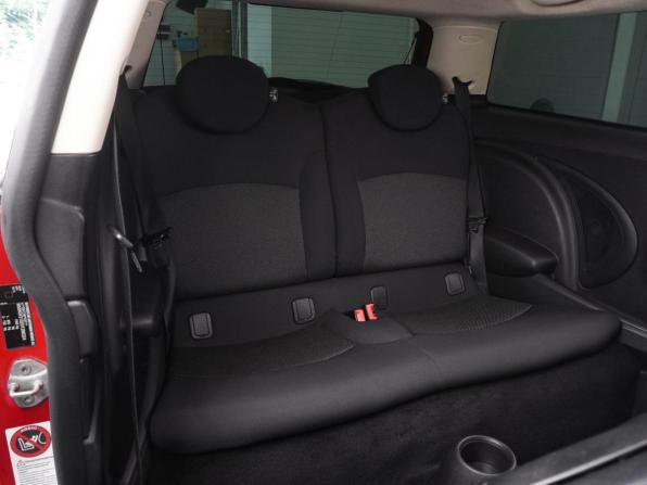 Mini Hatch II (R56) Рестайлинг с пробегом 2011 года, цена 799 000 рублей, 162266 км, хэтчбек, Автокод Объявления