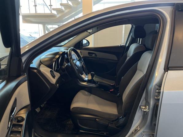 Chevrolet Cruze I с пробегом 2011 года, цена 519 000 рублей, 248432 км, седан, Автокод Объявления