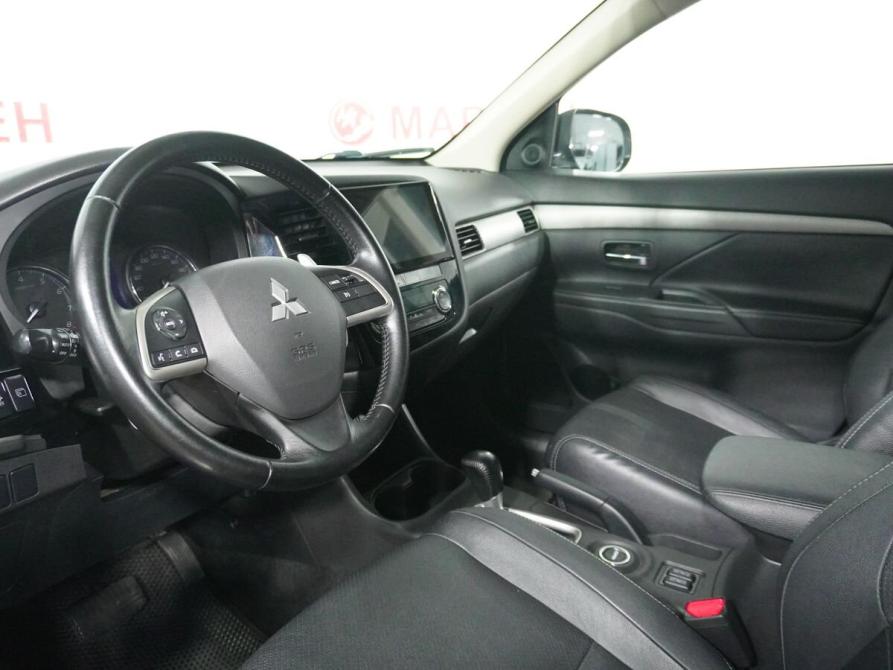 Mitsubishi Outlander III Рестайлинг Вологда  - изображение 9