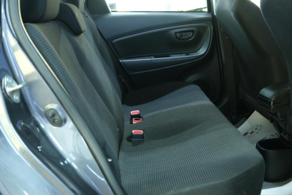 Toyota Vitz III (XP130) Рестайлинг 2 Омск  - изображение 19