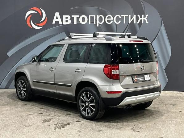 Skoda Yeti I Рестайлинг с пробегом 2017 года, цена 1 415 000 рублей, 164297 км, внедорожник, Автокод Объявления