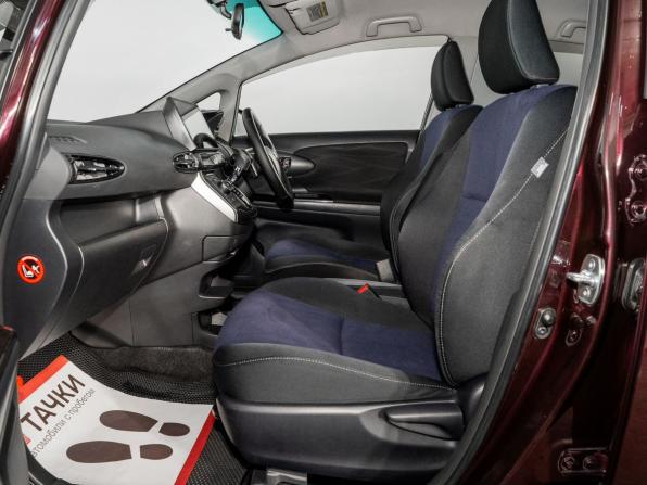 Toyota Wish II Рестайлинг с пробегом 2014 года, цена 1 470 500 рублей, 129818 км, минивэн, Автокод Объявления