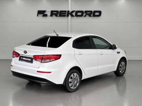 Kia Rio III Рестайлинг с пробегом 2016 года, цена 849 000 рублей, 186723 км, седан, Автокод Объявления