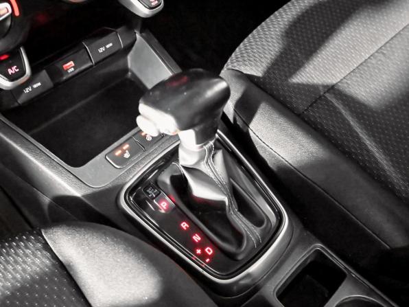 Kia Rio IV Рестайлинг с пробегом 2021 года, цена 1 500 000 рублей, 171438 км, седан, Автокод Объявления