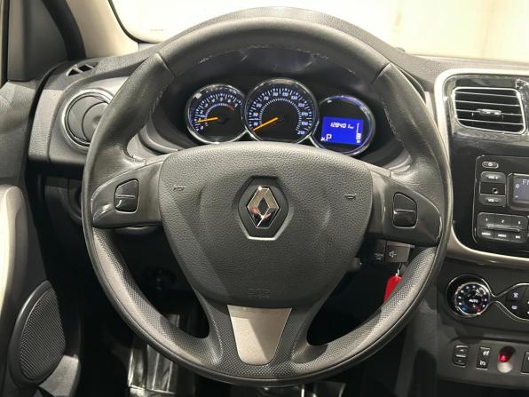 Renault Sandero II с пробегом 2018 года, цена 1 019 000 рублей, 128401 км, хэтчбек, Автокод Объявления