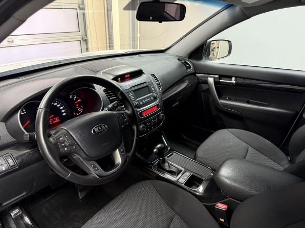 Kia Sorento II Рестайлинг с пробегом 2019 года, цена 2 190 000 рублей, 142045 км, внедорожник, Автокод Объявления