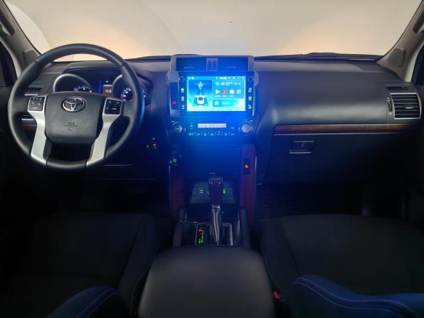 Toyota Land Cruiser Prado 150 Series Рестайлинг 1 с пробегом 2015 года, цена 3 727 000 рублей, 145643 км, внедорожник, Автокод Объявления