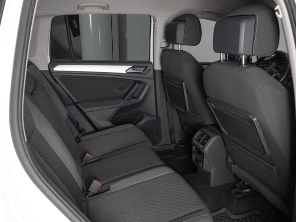 Volkswagen Tiguan II с пробегом 2017 года, цена 1 922 658 рублей, 179460 км, внедорожник, Автокод Объявления